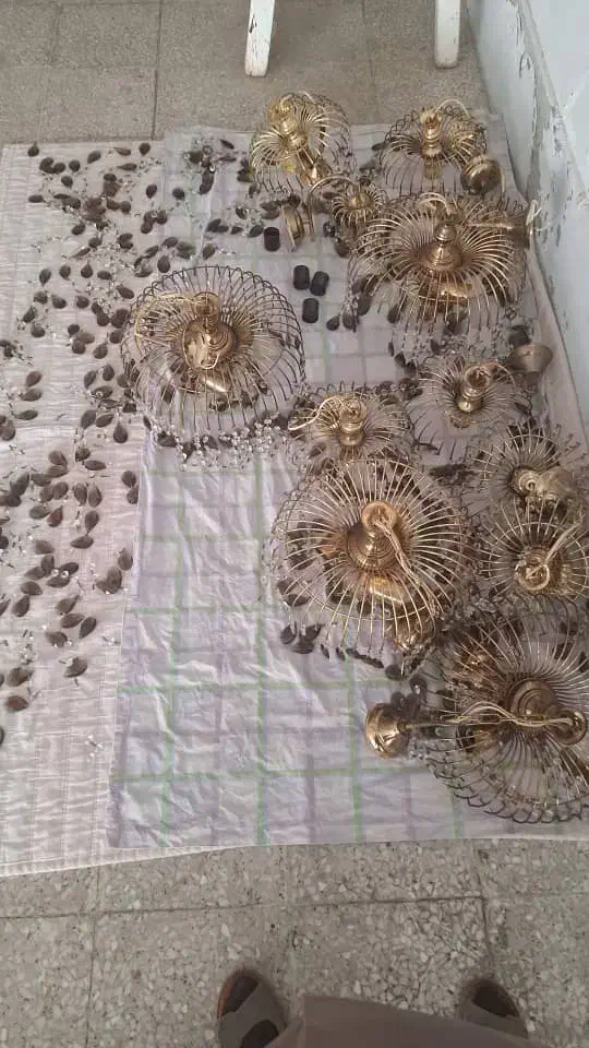 لوستر سقفی و دیواری|لوستر و چراغ آویز|مهاباد (آذربایجان غربی), |دیوار