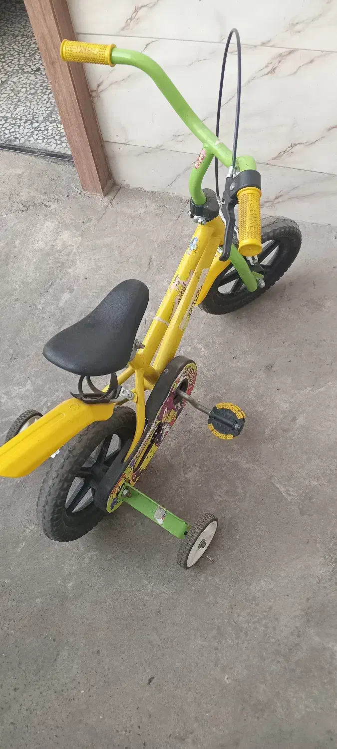 دوچرخه کمک دار برای سنین ۳ تا ۶ سال|دوچرخه، اسکیت، اسکوتر|لاهیجان, پردسر|دیوار