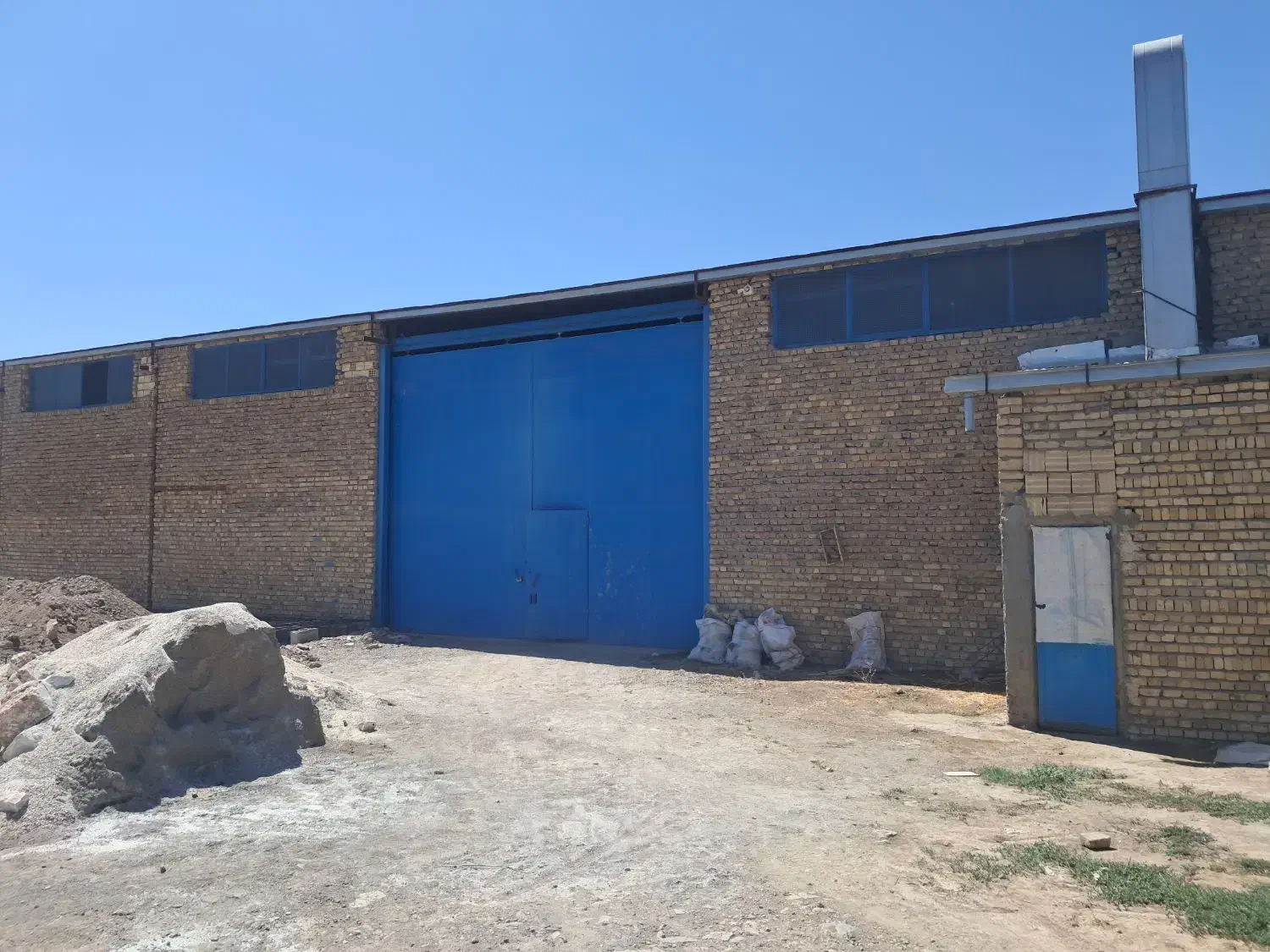 اجاره  سوله برای هرگونه فعالیت صنعتی تجاری|اجارهٔ دفتر صنعتی، کشاورزی، تجاری|نهاوند, |دیوار