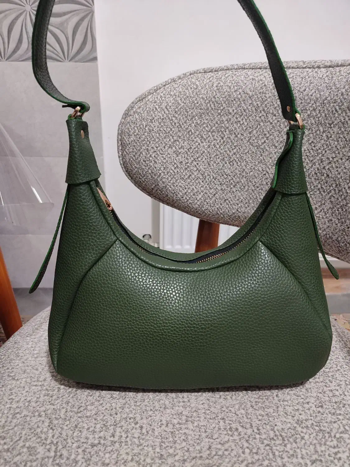 تولیدی کیف|کیف، کفش، کمربند|گنبد کاووس, |دیوار