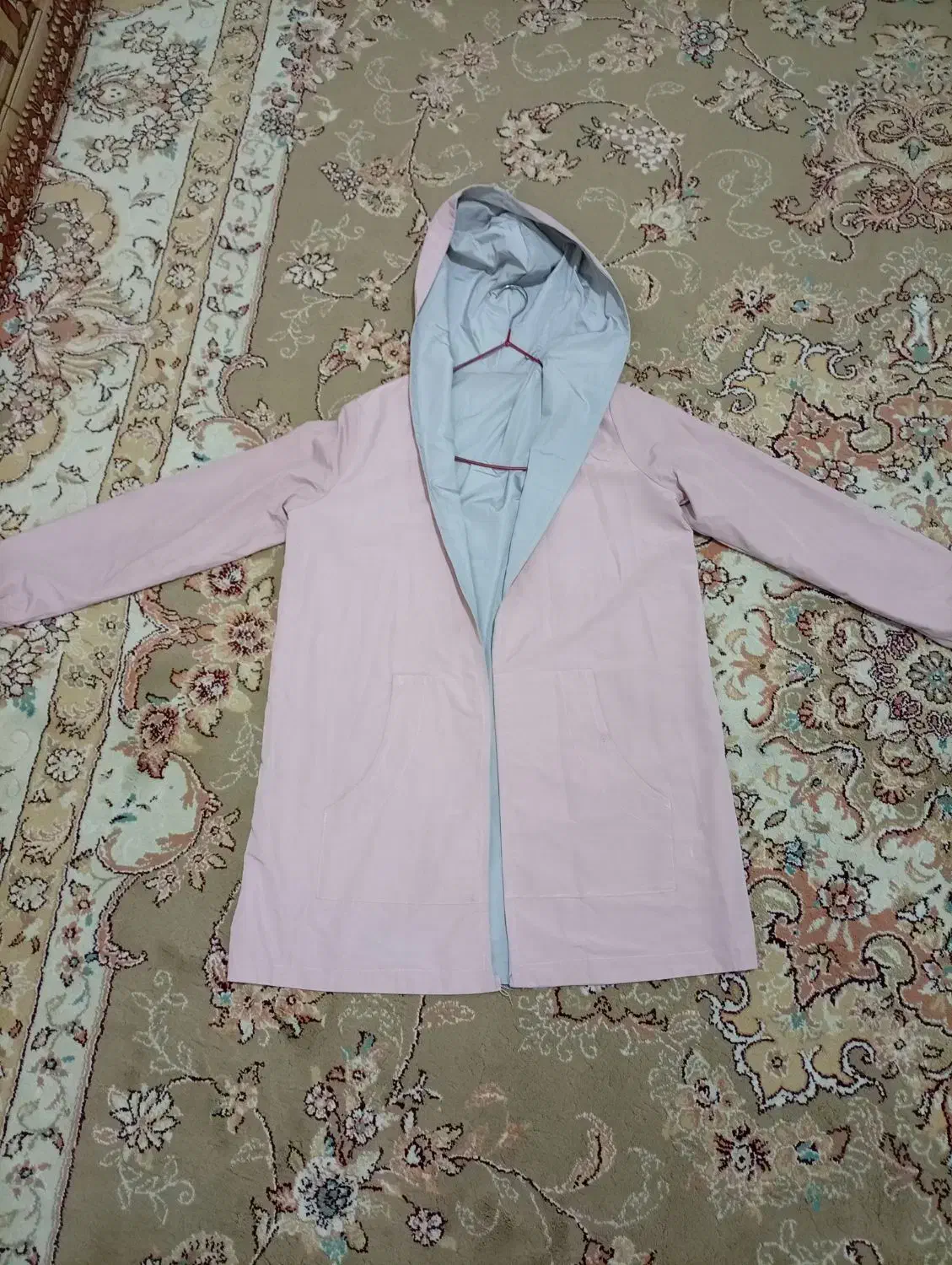 مانتو|لباس|تویسرکان, |دیوار