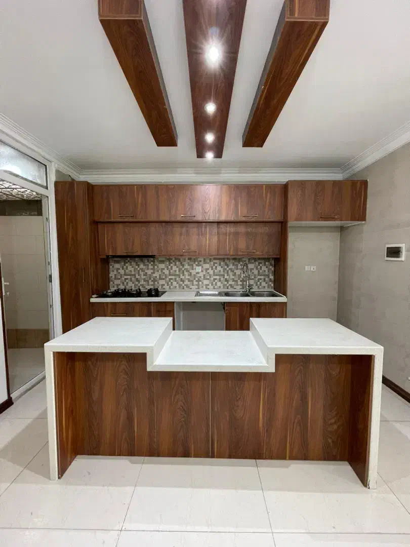 ۱۲۵متر / ۲خواب /فول امکانات /۴ساله/همسایه آفتاب