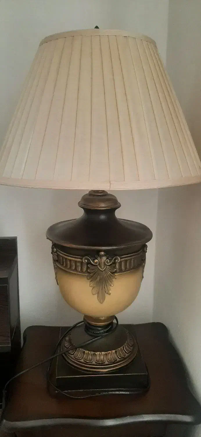 آباژوررومیزی|چراغ خواب و آباژور|سلمان‌شهر, |دیوار