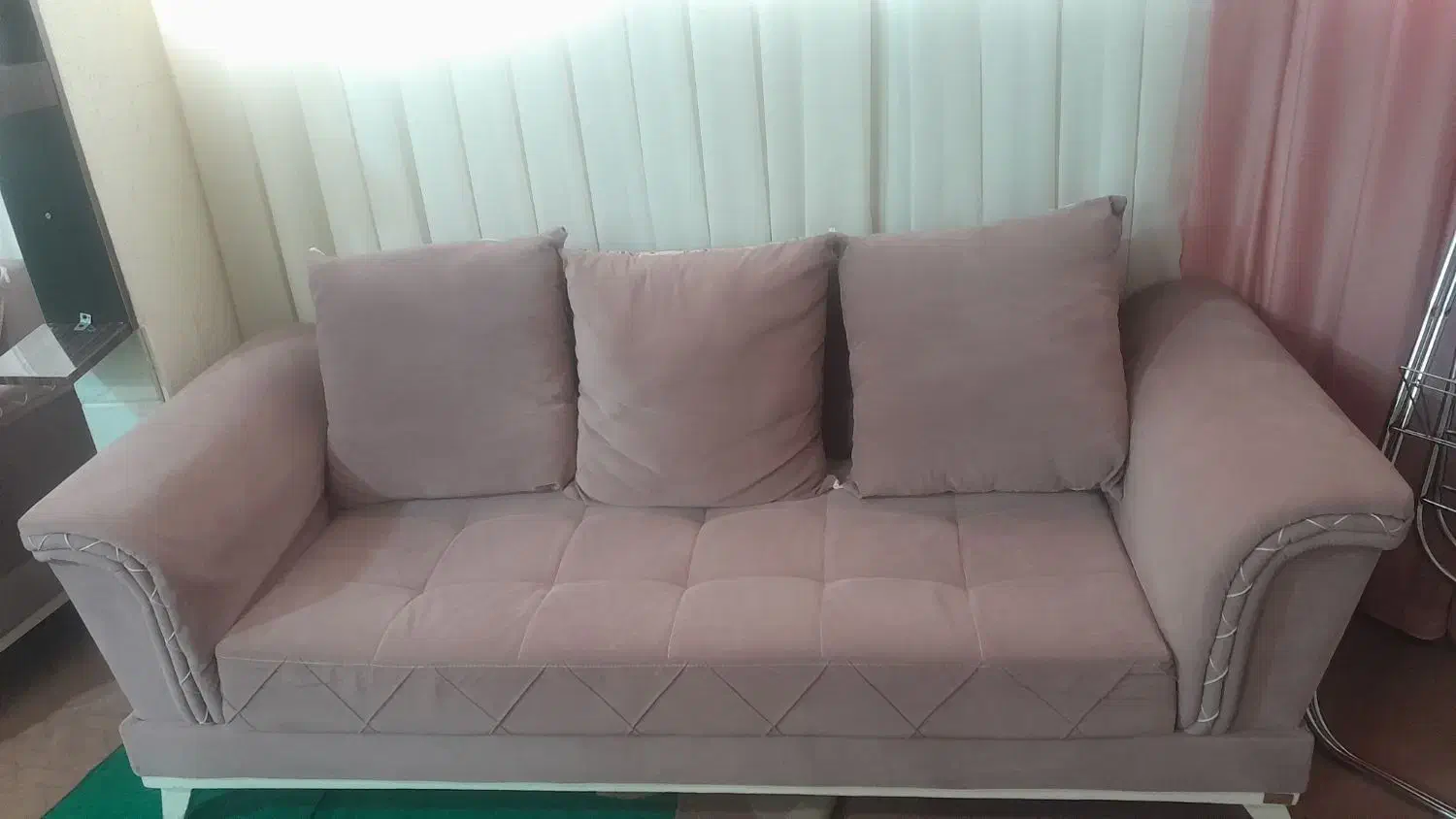 مبل راحتی|مبلمان خانگی و میز عسلی|تربت‌حیدریه, قائم|دیوار