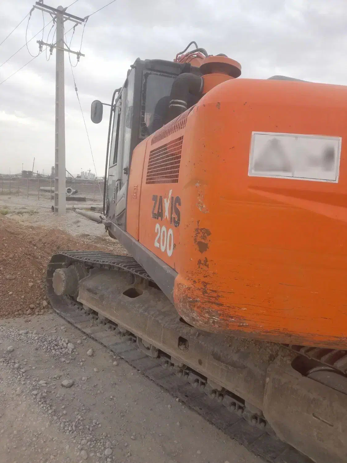 بیل ۲۰۰ هیتاچی مدل ۲۰۰۷|خودرو سنگین|اصفهان, اشکاوند|دیوار