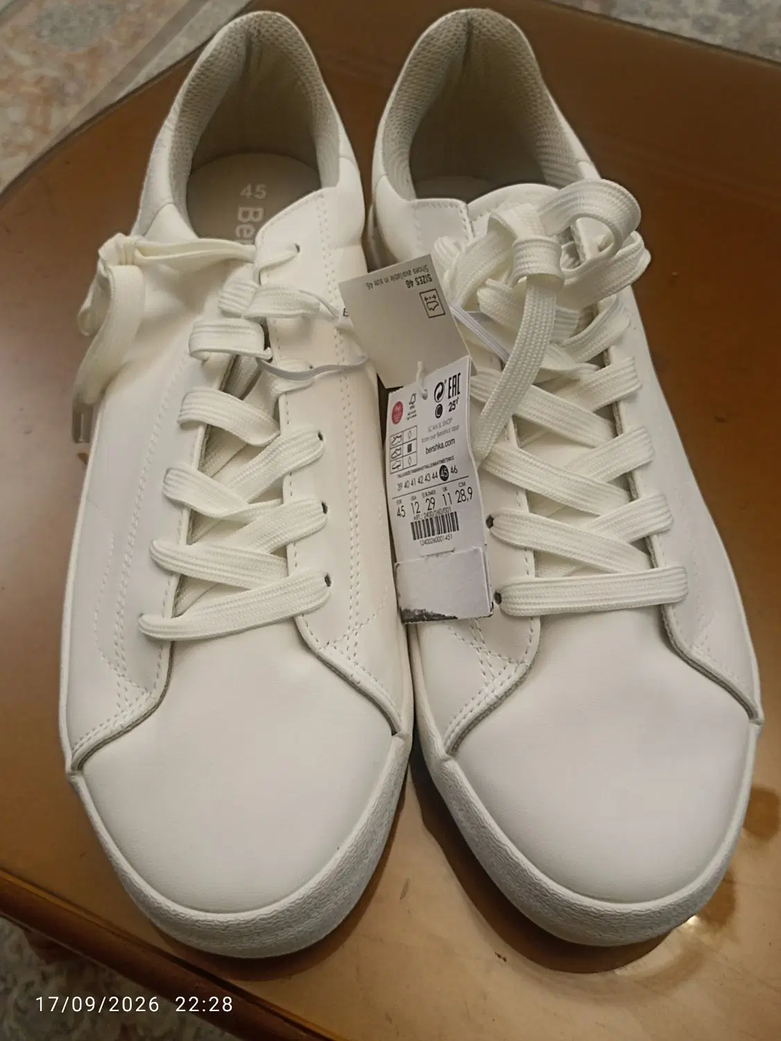 کتونی اورجینال مارک Bershka|کیف، کفش، کمربند|تهران, ارم|دیوار