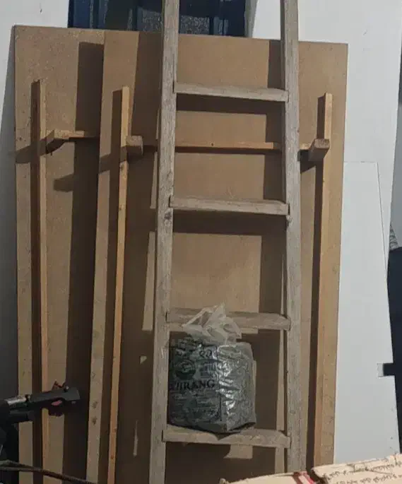 تخت دونفره|تخت و سرویس خواب|رشت, نخودچر|دیوار