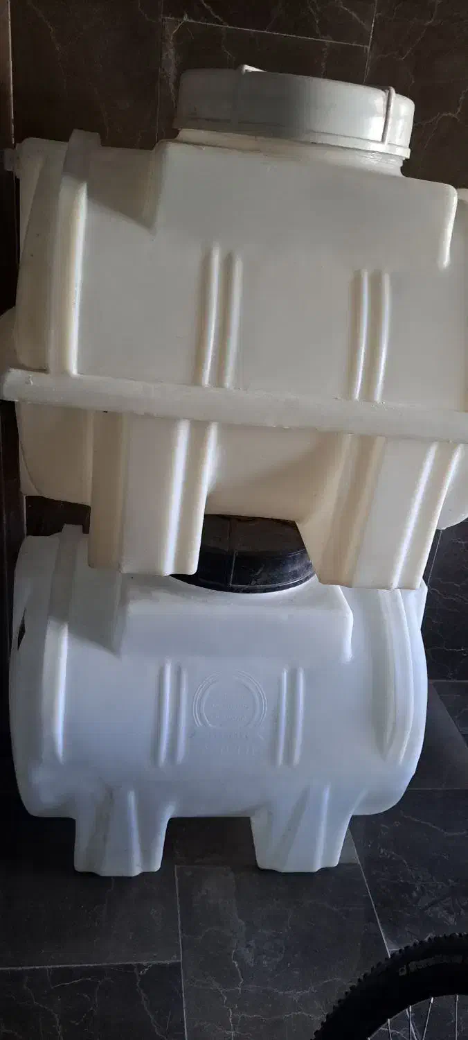 مخزن آب۲۰۰لیتر|مصالح و تجهیزات ساختمان|خوی, |دیوار