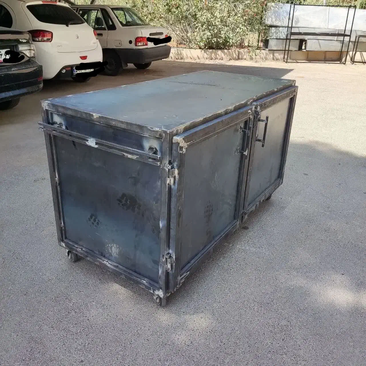 ساخت انواع استند ورگال|کتابخانه، شلف، قفسههای دیواری|شیراز, سلطان آباد|دیوار