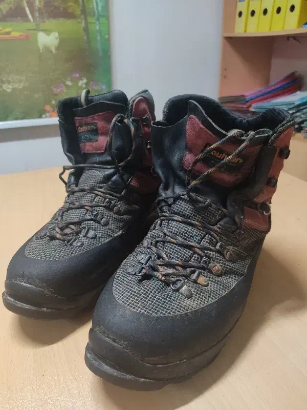 پوتین کوهنوردی کوهستانی کوهسار تبریز|کوهنوردی و کمپینگ|آستارا, |دیوار