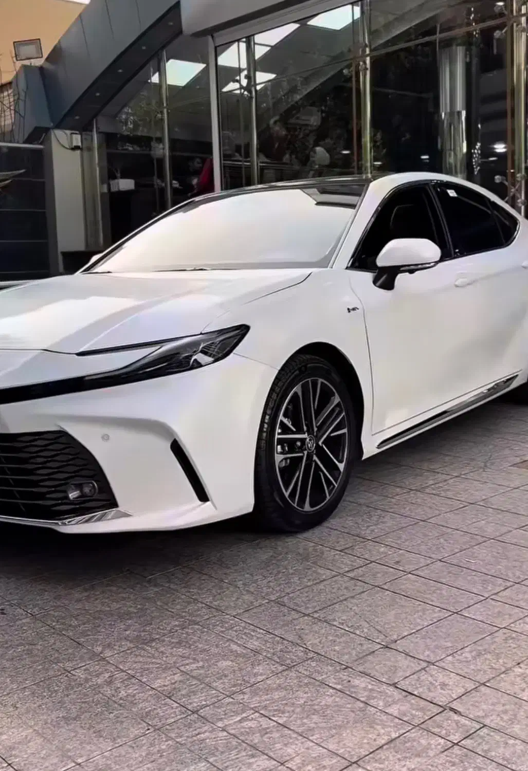 تویوتا کمری لیمیتد ۲۰۲۵ ژاپن ارس|خودرو سواری و وانت|تبریز, |دیوار