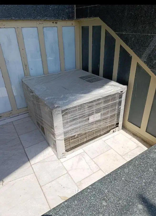 کولرگازی پشت پنجره ای ۲۴هزار و تعدادی وسایل منزل|کولر گازی و فن‌کوئل|یزد, |دیوار