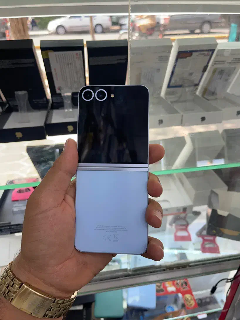 گوشی z flip 6|موبایل|شیراز, زند|دیوار