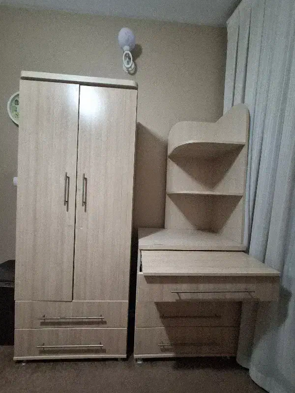 ست تخت با تشک رویا فنری کمد دراور و بوفه شیشه ای|تخت و سرویس خواب|تهران, نیروی هوایی (پیروزی)|دیوار