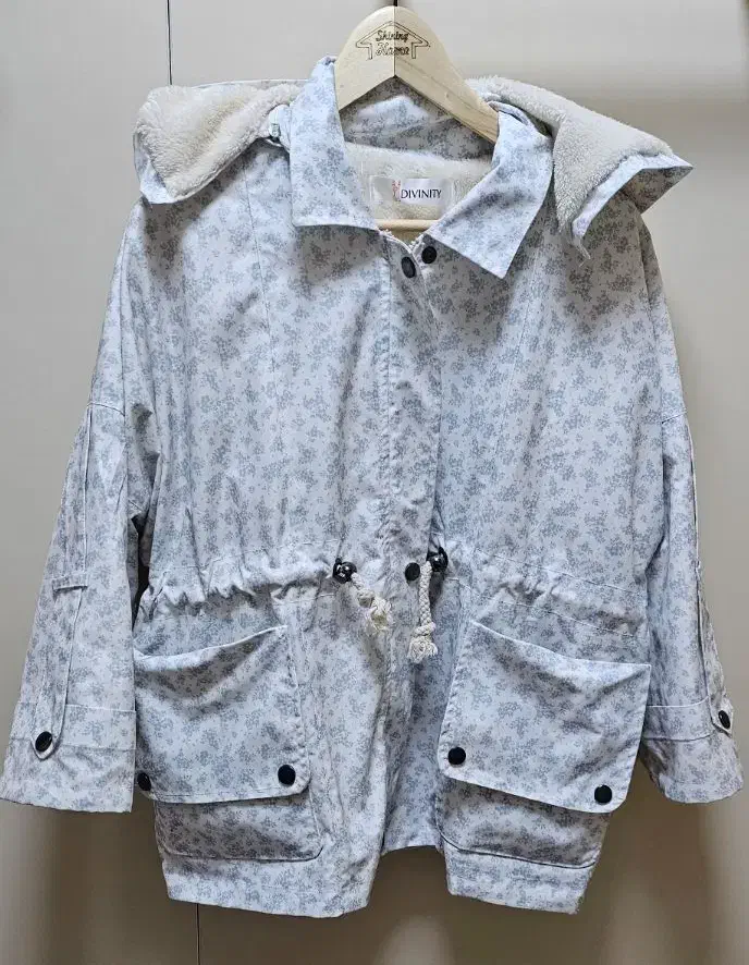 کاپشن پینترستی زنانه|لباس|اراک, |دیوار