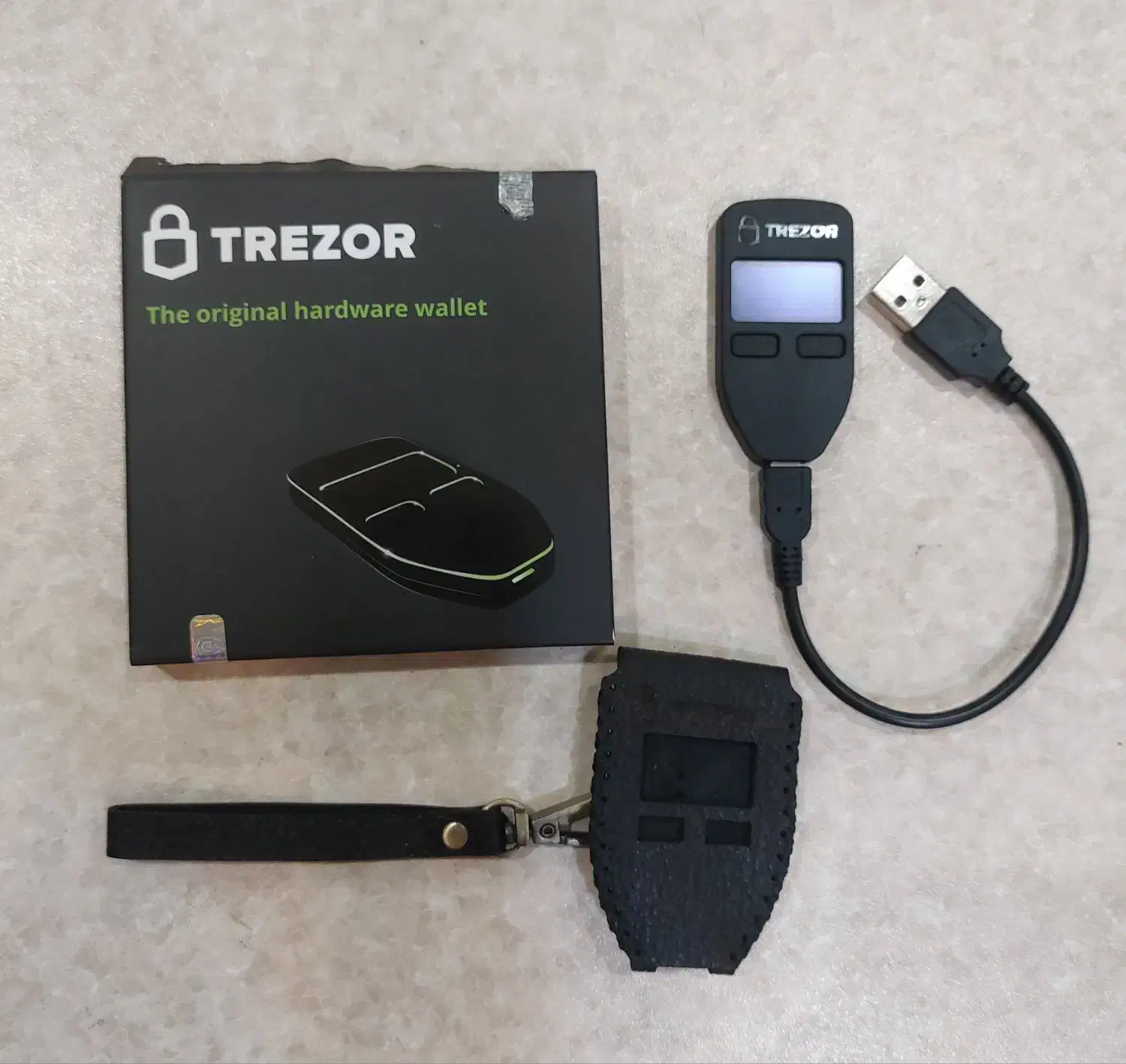 کیف پول سخت افزاری trezor one|قطعات و لوازم جانبی رایانه|تهران, باغ فیض|دیوار