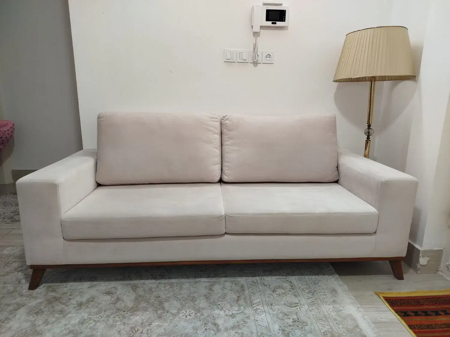 میز تلویزیون و مبل درحد نو|مبلمان خانگی و میز عسلی|گنبد کاووس, |دیوار