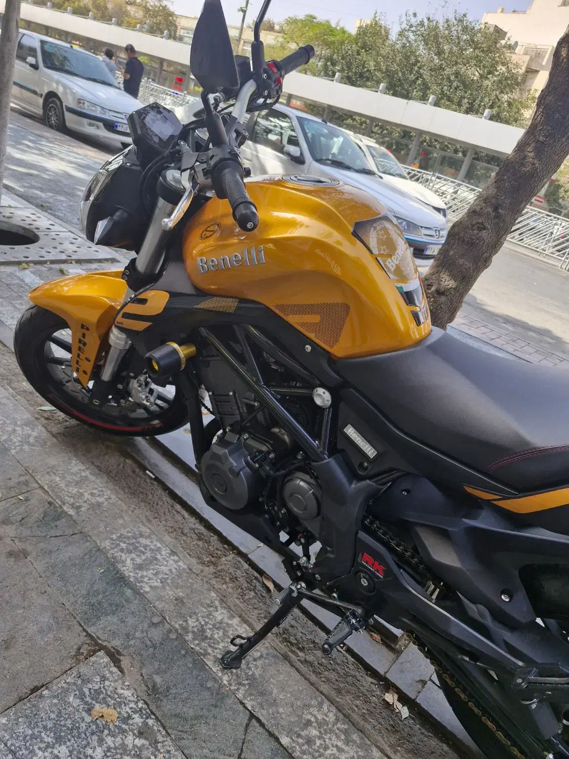 بنلی ۳۰۰ جفت نگم برات|موتورسیکلت|مشهد, امام خمینی|دیوار