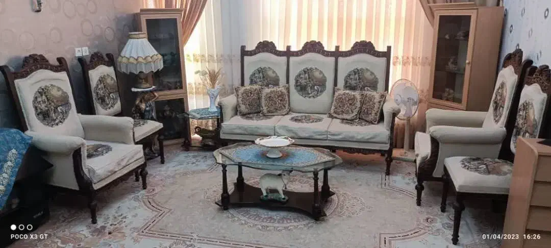 مبل ۷ نفره سلطنتی|مبلمان خانگی و میز عسلی|مرودشت, ثبت احوال|دیوار