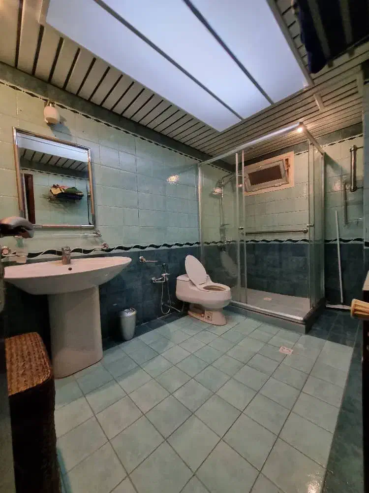 ۲۰۰مترتکواحدی میرداماد