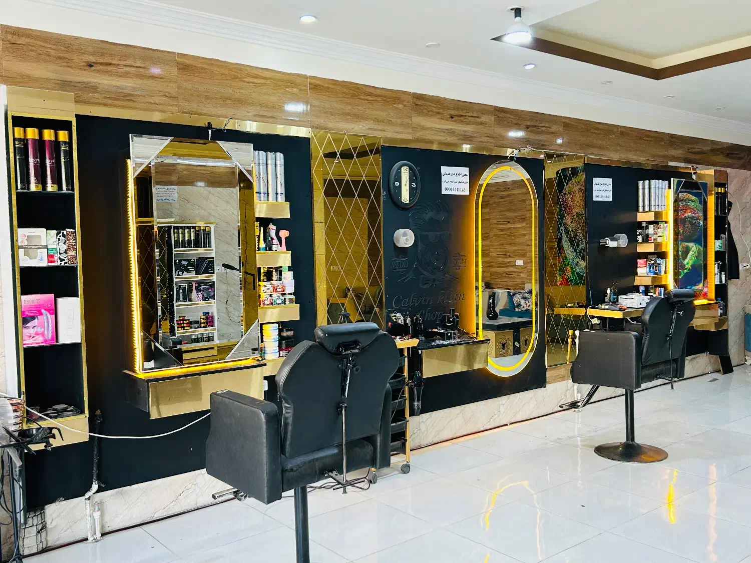 دکور ارایشگاه|آرایشگاه و سالنهای زیبایی|ارومیه, |دیوار