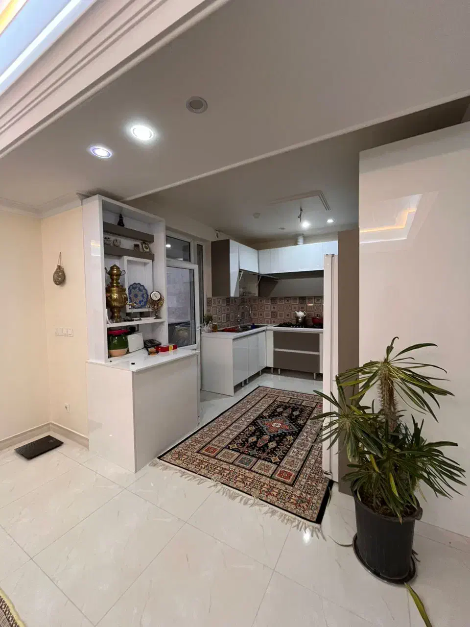 ۱۱۵متر واحد ۲خوابه در برج مجلل وبهترین لوکیشن