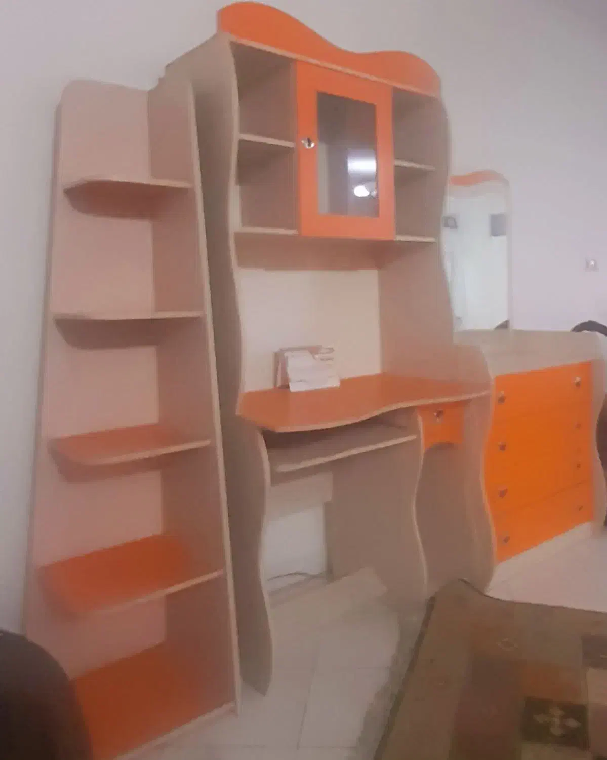 میز آرایشی و کتابخانه و دکور|میز تحریر و کامپیوتر|تهران, جمالزاده|دیوار