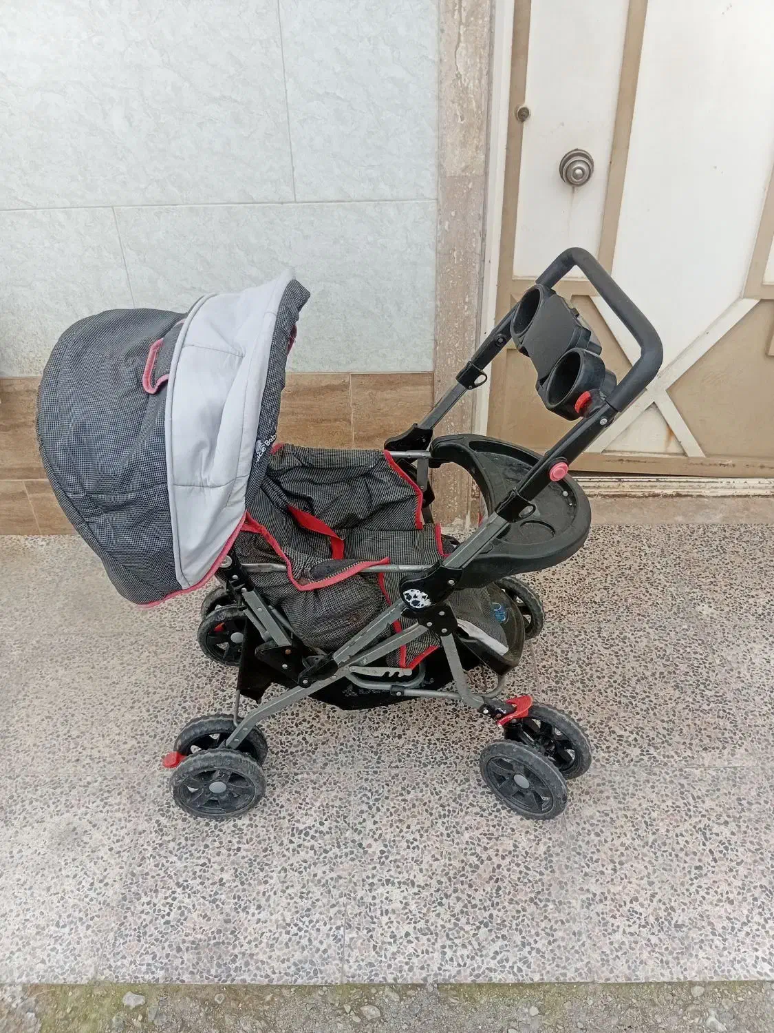 کالسکه دلیجان ۷۰۰هزارتومان سالم|کالسکه و لوازم جانبی|رشت, کوی عرفان|دیوار