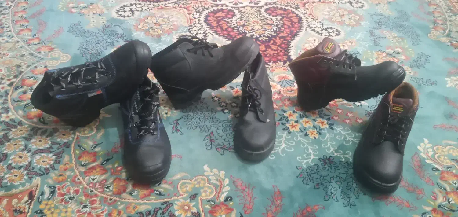 کفش ایمنی|کیف، کفش، کمربند|آبدانان, |دیوار