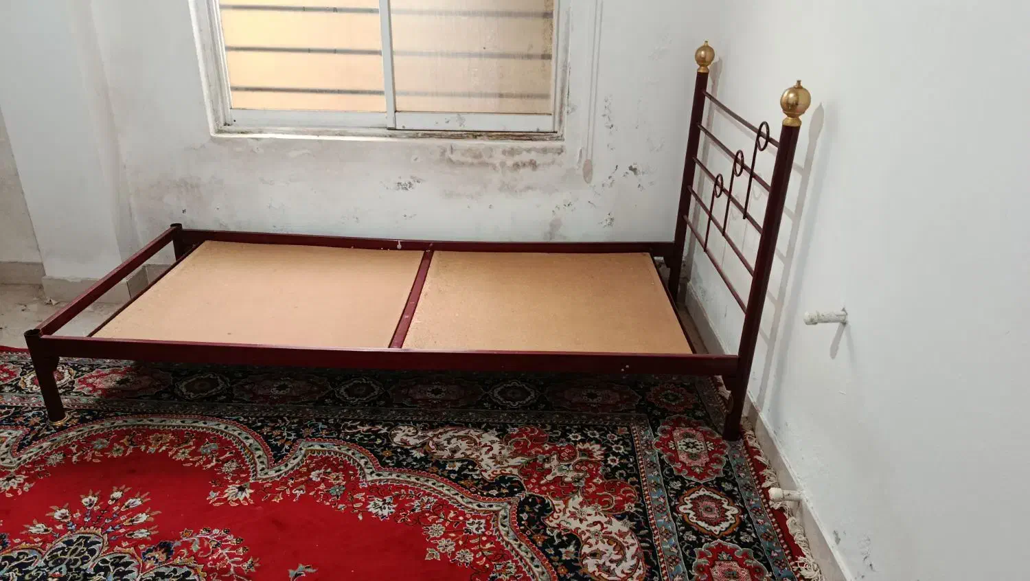 فلز تکنفره تخت|تخت و سرویس خواب|نوشهر, |دیوار