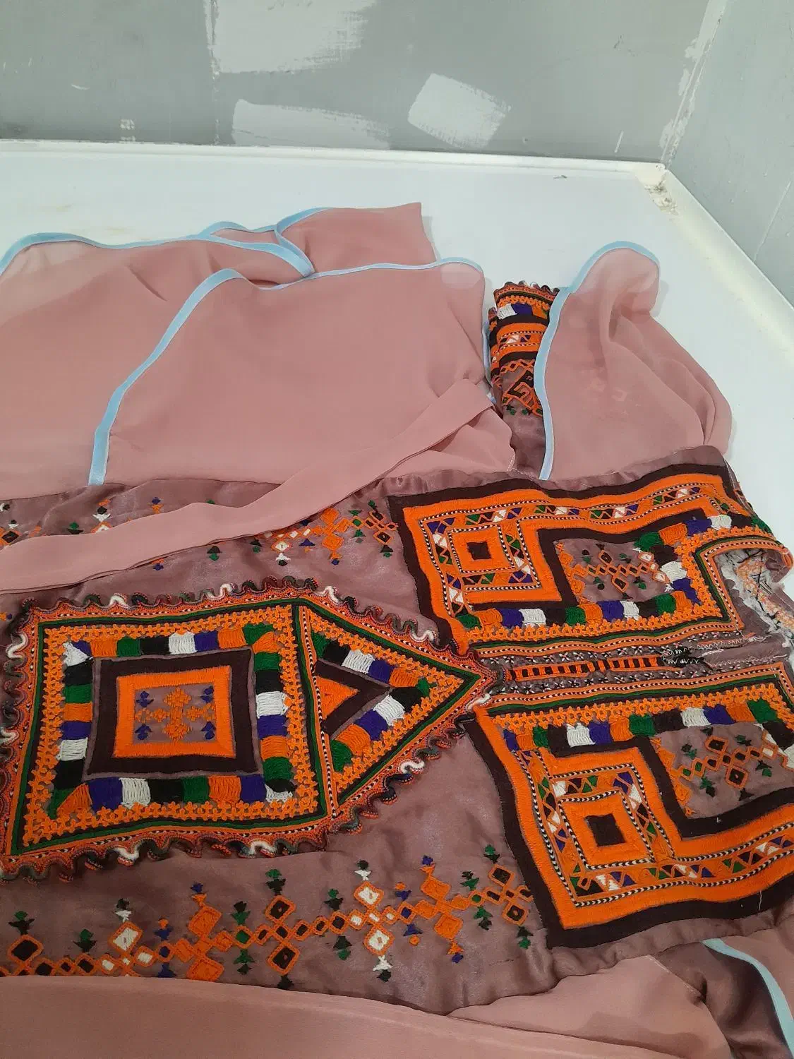 خیاطی لباس بلوچی|لباس|سراوان, |دیوار