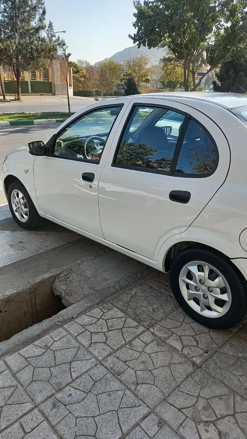 ساینا ۹۸ بی رنگ ۹۱ تا کار|خودرو سواری و وانت|مشهد, سرافرازان|دیوار