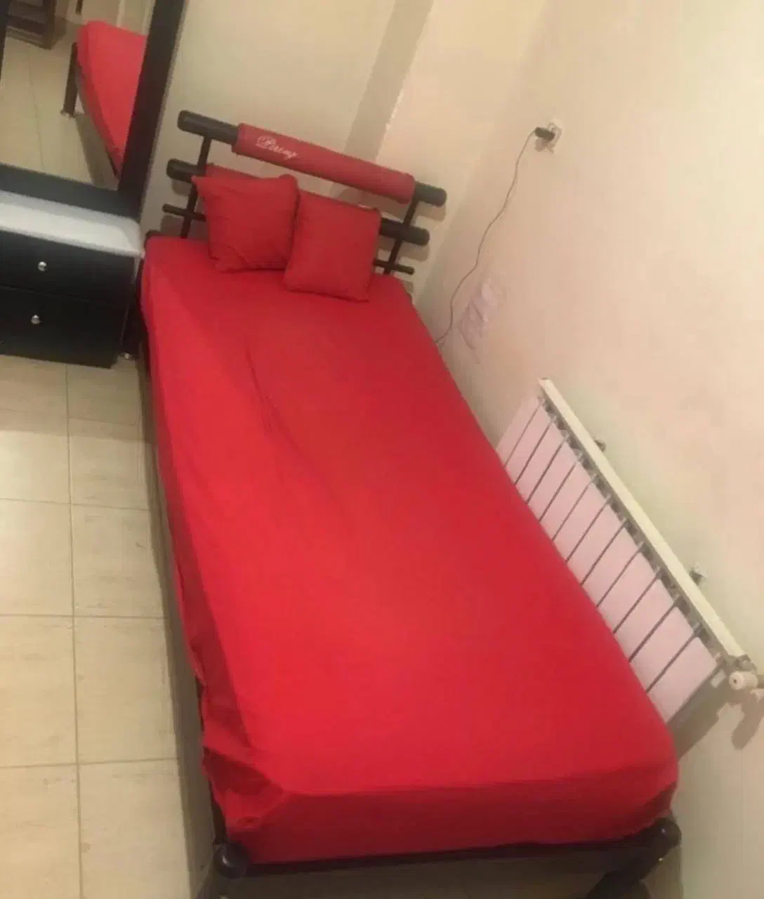 روتختی تک نفره قرمز شیک|سرویس روتختی|بابلسر, |دیوار