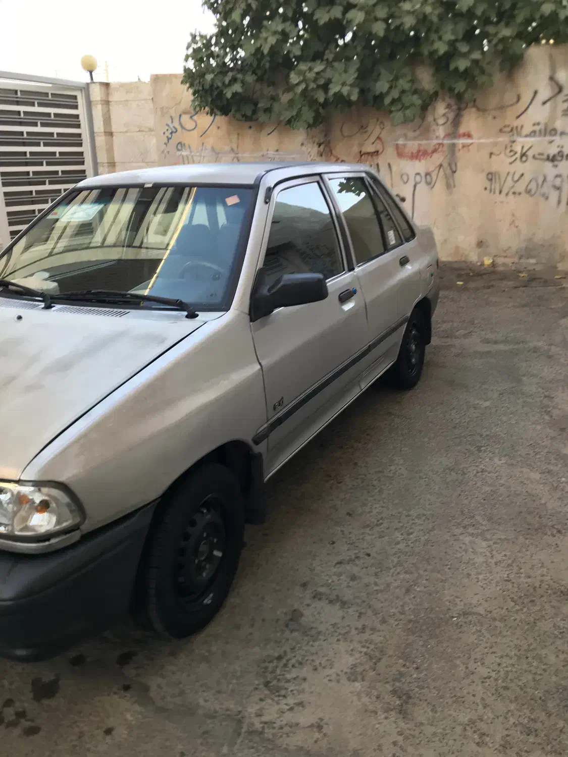 فروش فوری|خودرو سواری و وانت|شیراز, هفت تنان|دیوار