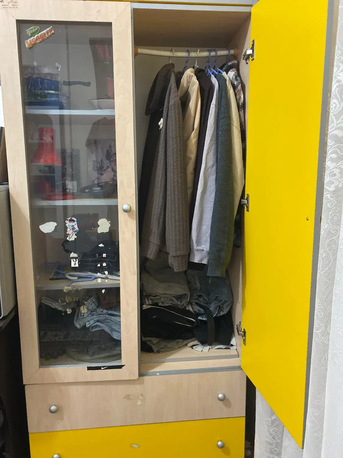 کمد|جاکفشی، کمد، دراور|قائن, |دیوار