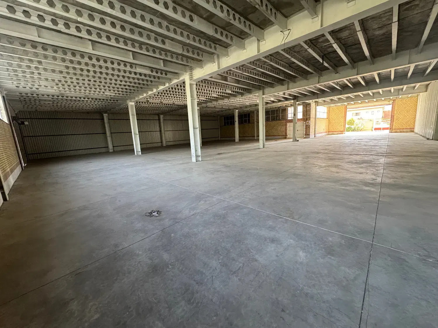 اجاره ۸۵۰ متر سالن شهرک صنعتی پرند|اجارهٔ دفتر صنعتی، کشاورزی، تجاری|رباط‌کریم, شهرک صنعتی پرند|دیوار