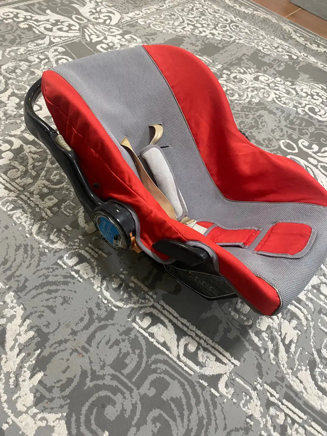 صندلی ماشین|تخت و صندلی بچه|رشت, پاره بیجار|دیوار