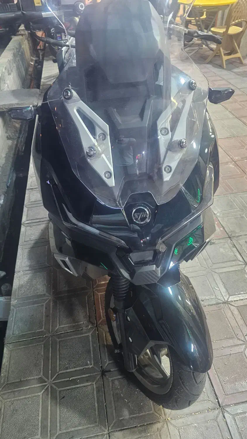 Galaxy ADV175 مدل404مشکی|موتورسیکلت|قم, صفاشهر|دیوار