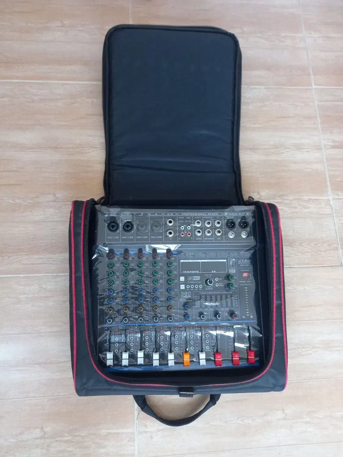 میکسر جی تی آر 600 jtr نو آک ۱۶۵۰۰۰۰۰ تومن|صوتی و تصویری|مشهد, شاهد (شهرک غرب)|دیوار