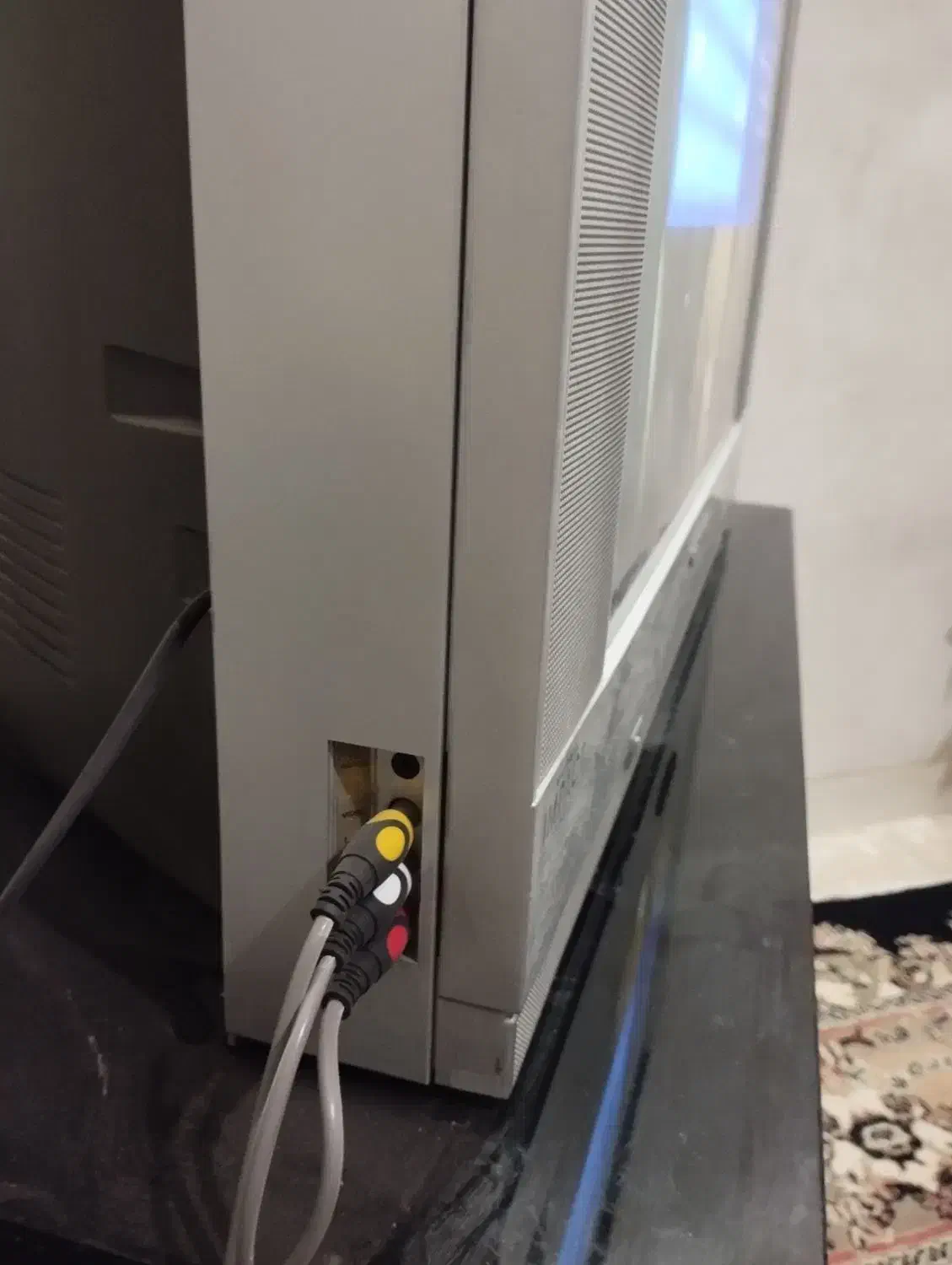 میز همراه تلویزیون۲۹ اینچ ELEKTA اماراتی|تلویزیون و پروژکتور|قم, شهدا|دیوار