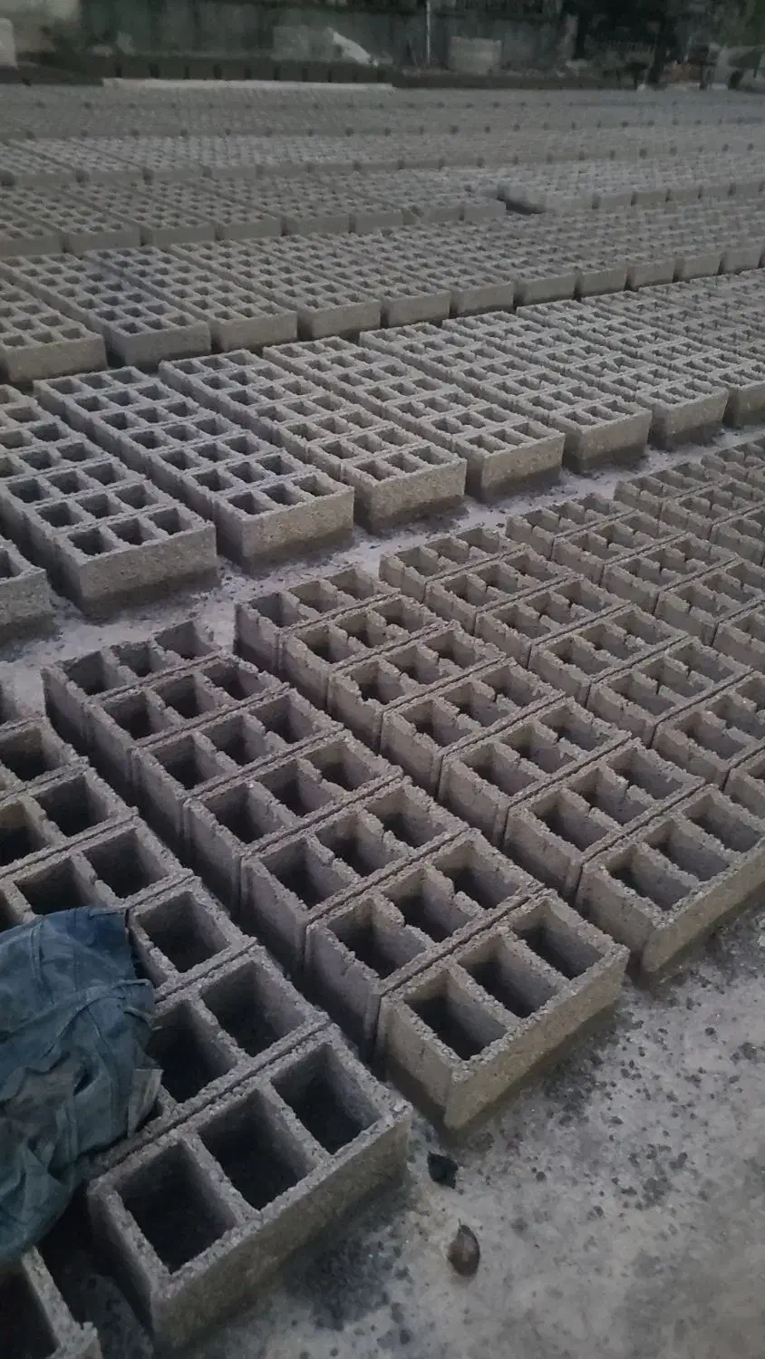 نیروی کار در بلوک زنی|استخدام معماری، عمران و ساختمانی|سیاهکل, |دیوار