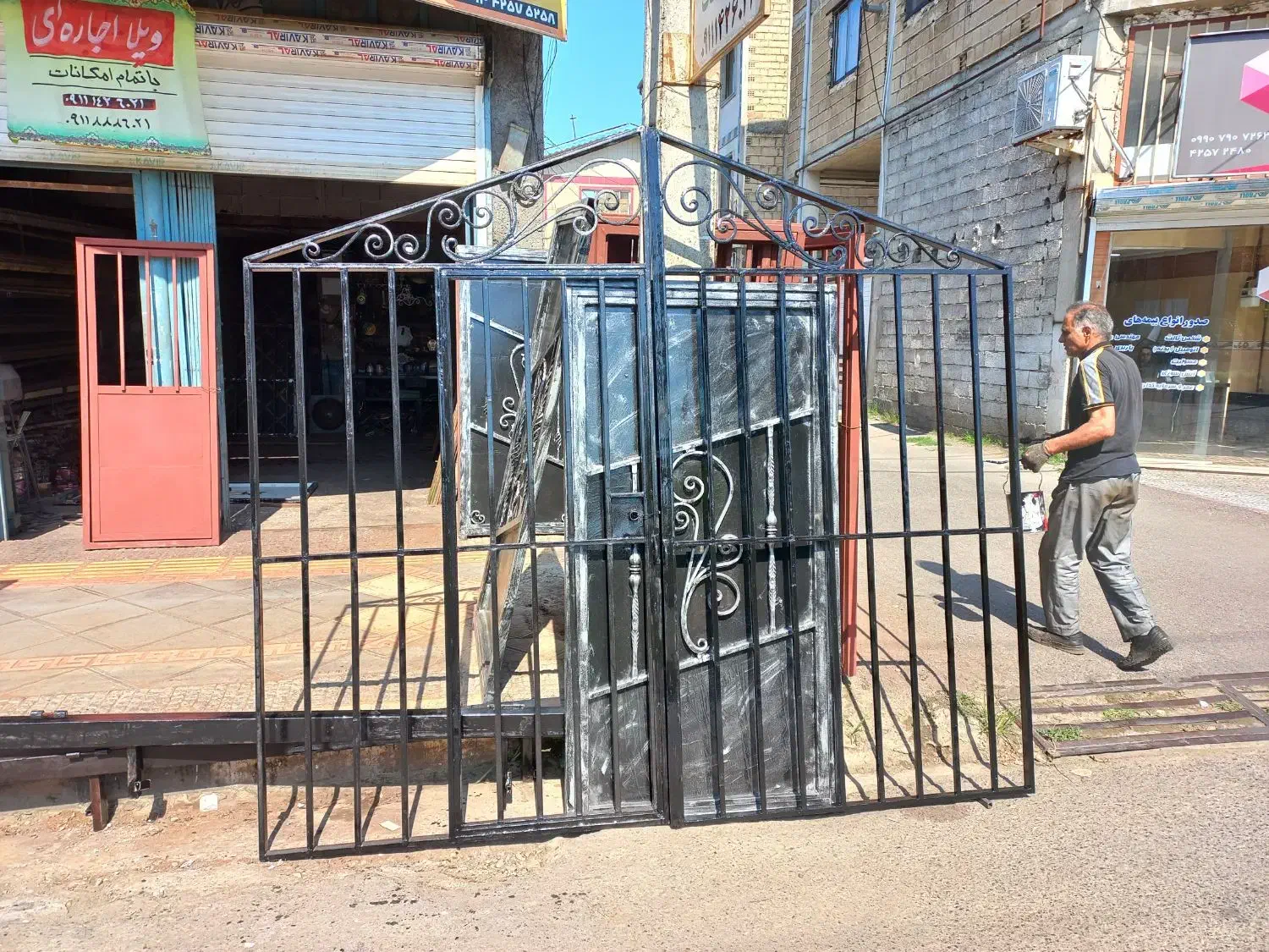 درب دسته دوم|مصالح و تجهیزات ساختمان|کومله, |دیوار