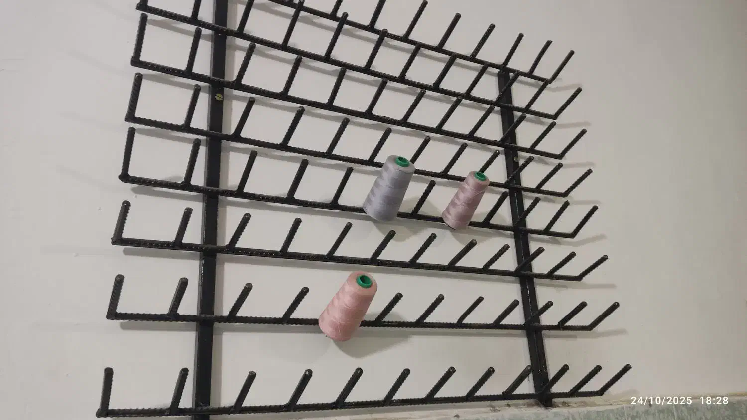 استند دوک خیاطی|لوازم خیاطی و بافتنی|نظرآباد, رسالت|دیوار