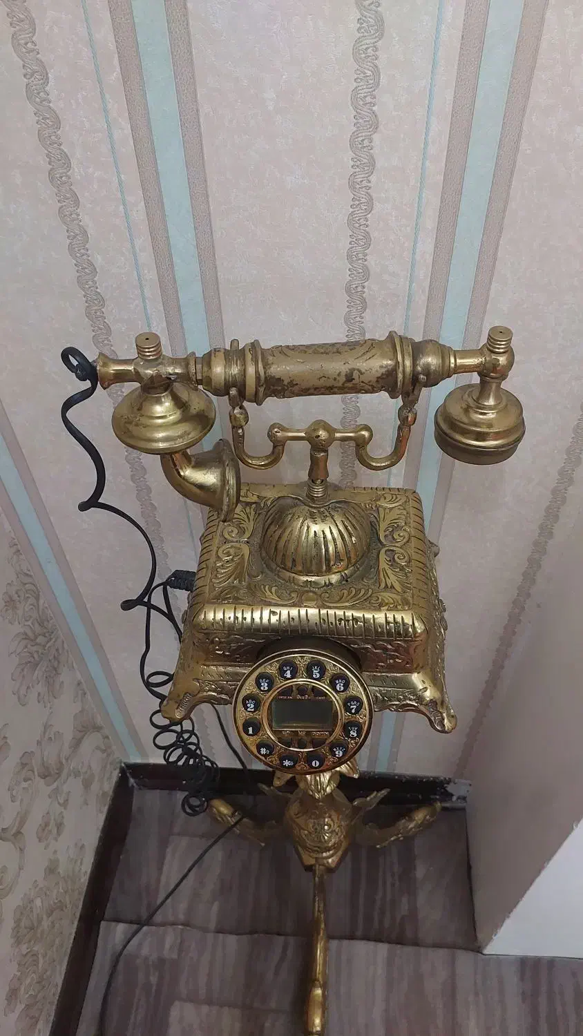 تلفن ایستاده|تلفن رومیزی|رباطکریم, الارد|دیوار