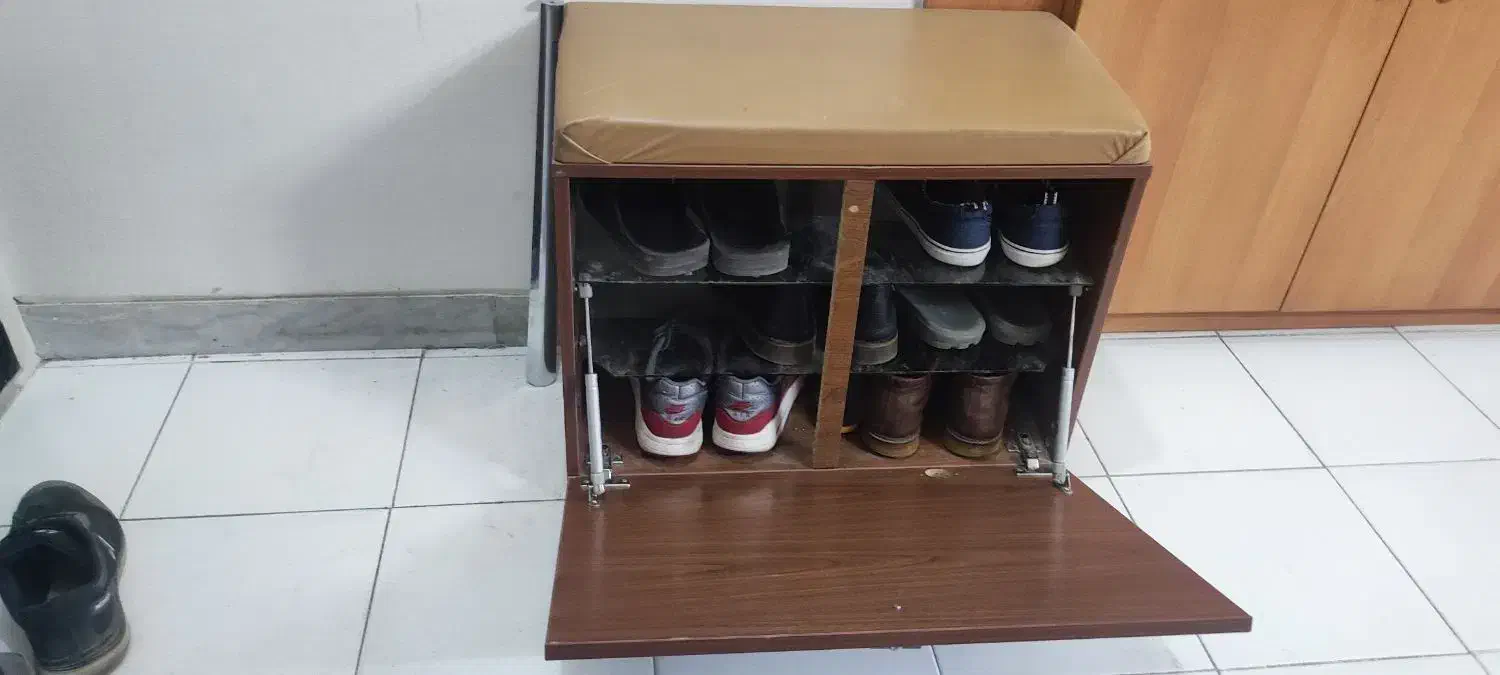 جاکفشی|جاکفشی، کمد، دراور|اصفهان, بهارستان (مخابرات)|دیوار