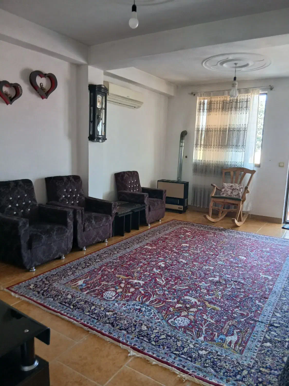 اجاره روزانه.لاهیجان.لیالستان|اجارهٔ کوتاه‌مدت آپارتمان و سوئیت|لاهیجان, لیالستان|دیوار