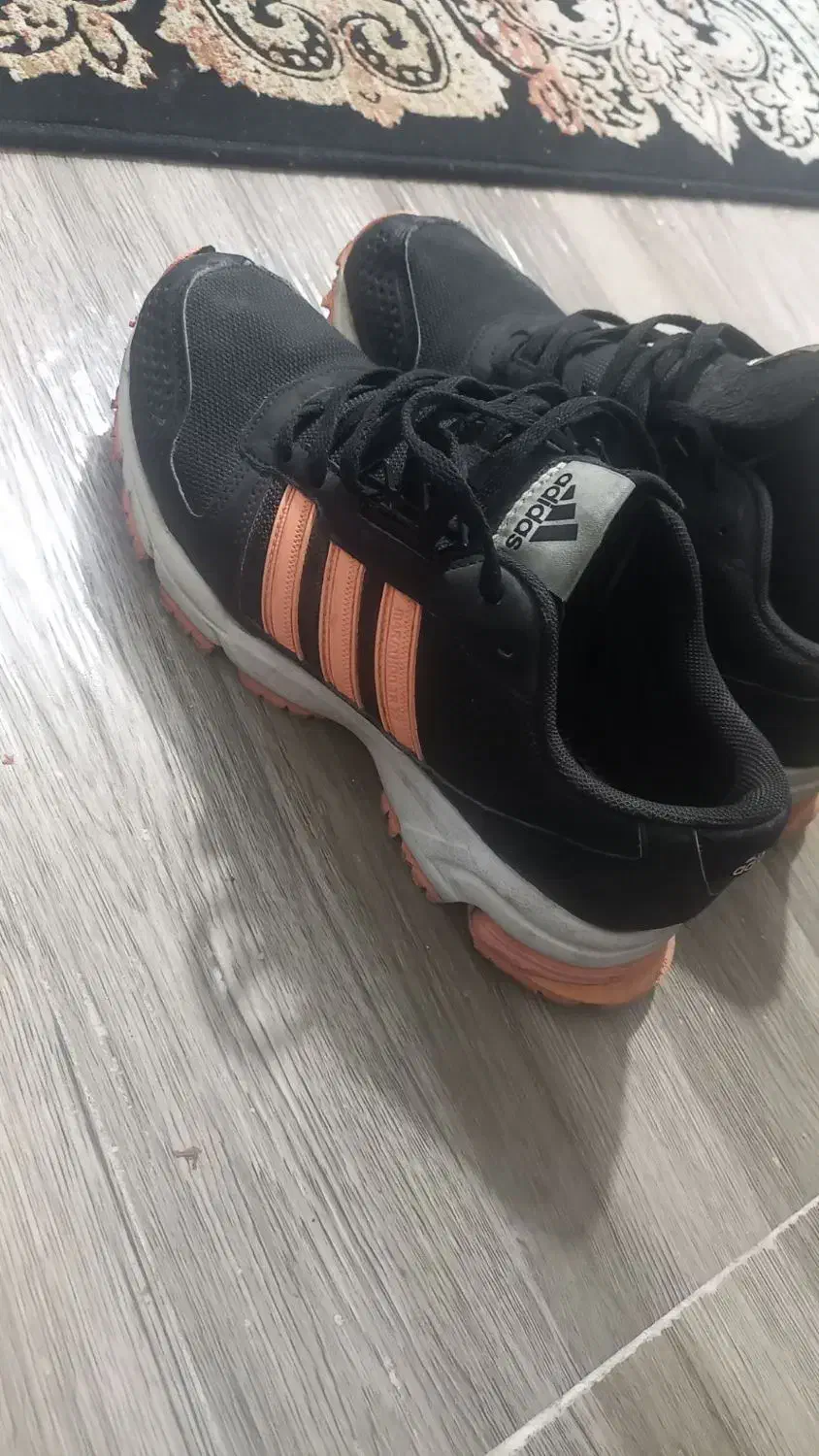 کتونی|کفش و لباس بچه|پاکدشت, پاکدشت (مامازند)|دیوار