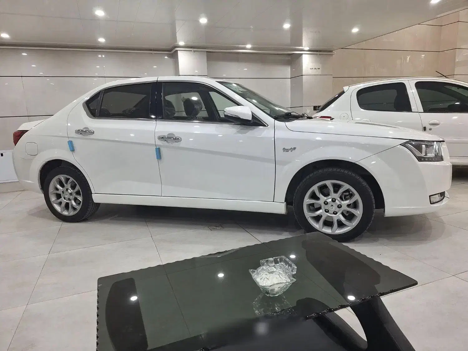 دنا پلاس اتوماتیک آپشنال توربو شارژ|خودرو سواری و وانت|قروه, |دیوار