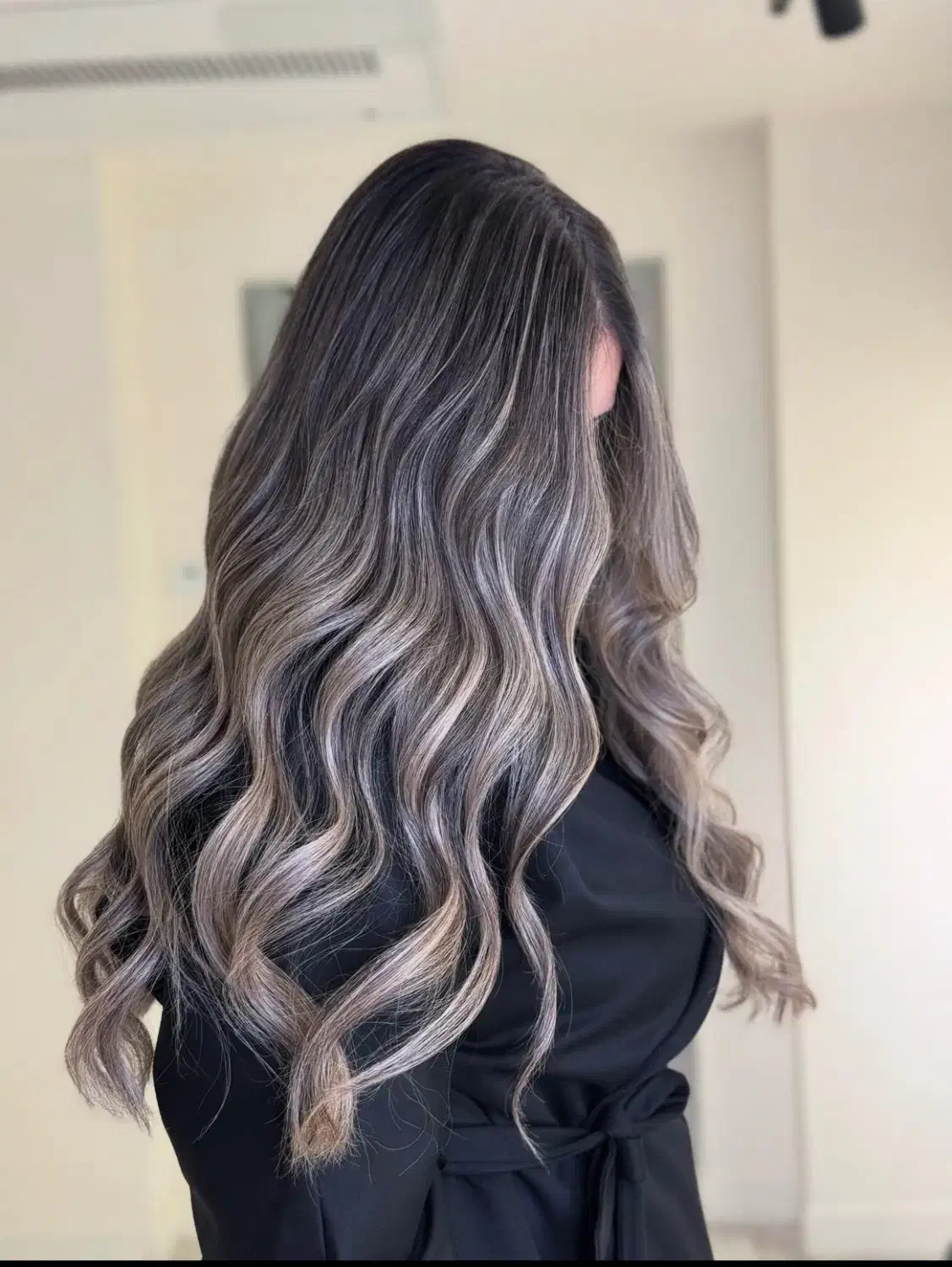 خدمات رنگ و لایت|خدمات آرایشگری و زیبایی|فومن, |دیوار