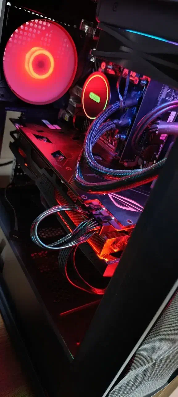 کیس گیمینگ|رایانه رومیزی|تهران, فلسطین (میدان انقلاب)|دیوار